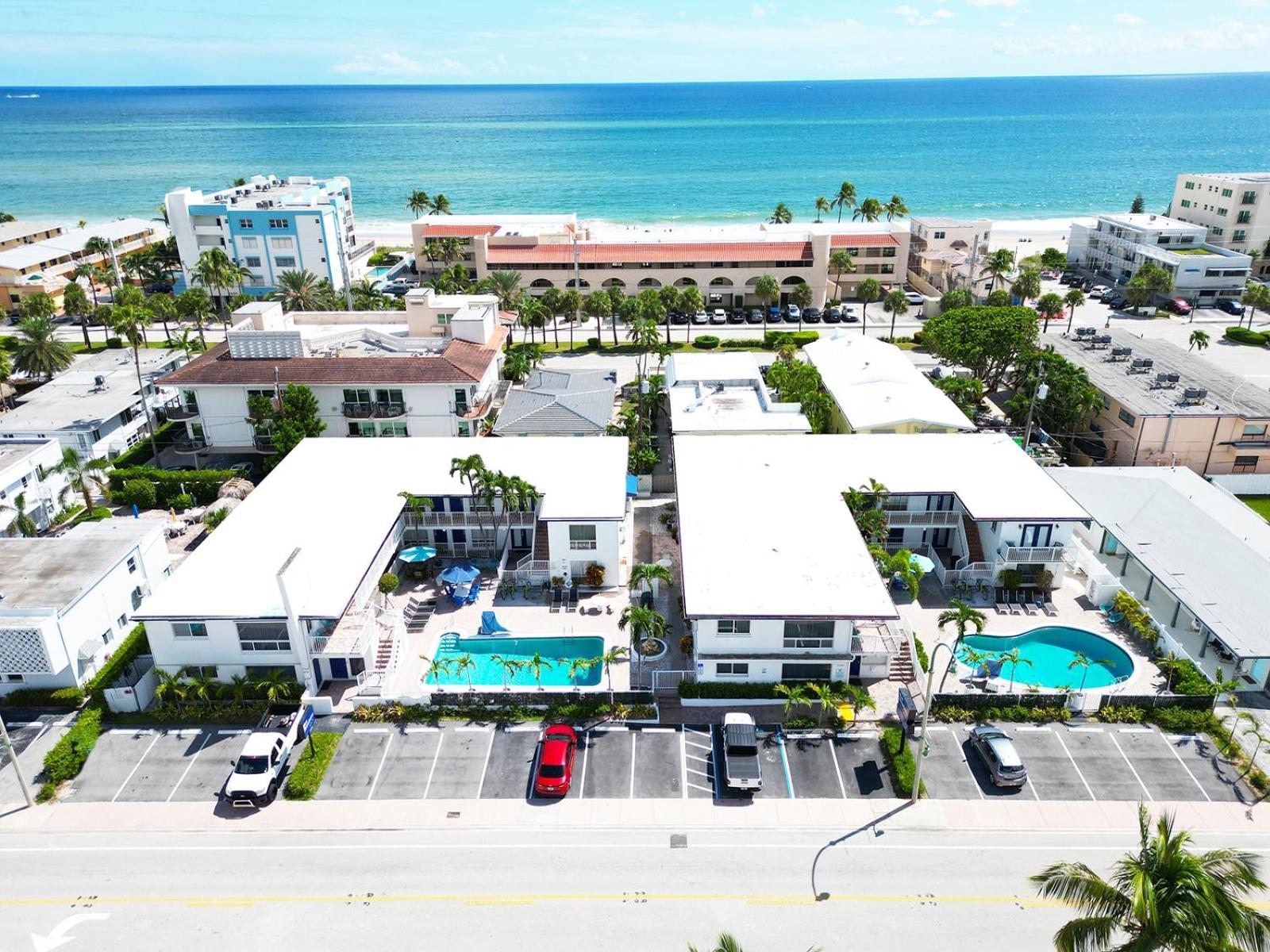 Blue Strawberry By The Sea Hotell Lauderdale-by-the-Sea Eksteriør bilde