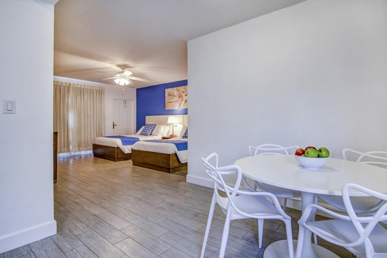Blue Strawberry By The Sea Hotell Lauderdale-by-the-Sea Eksteriør bilde
