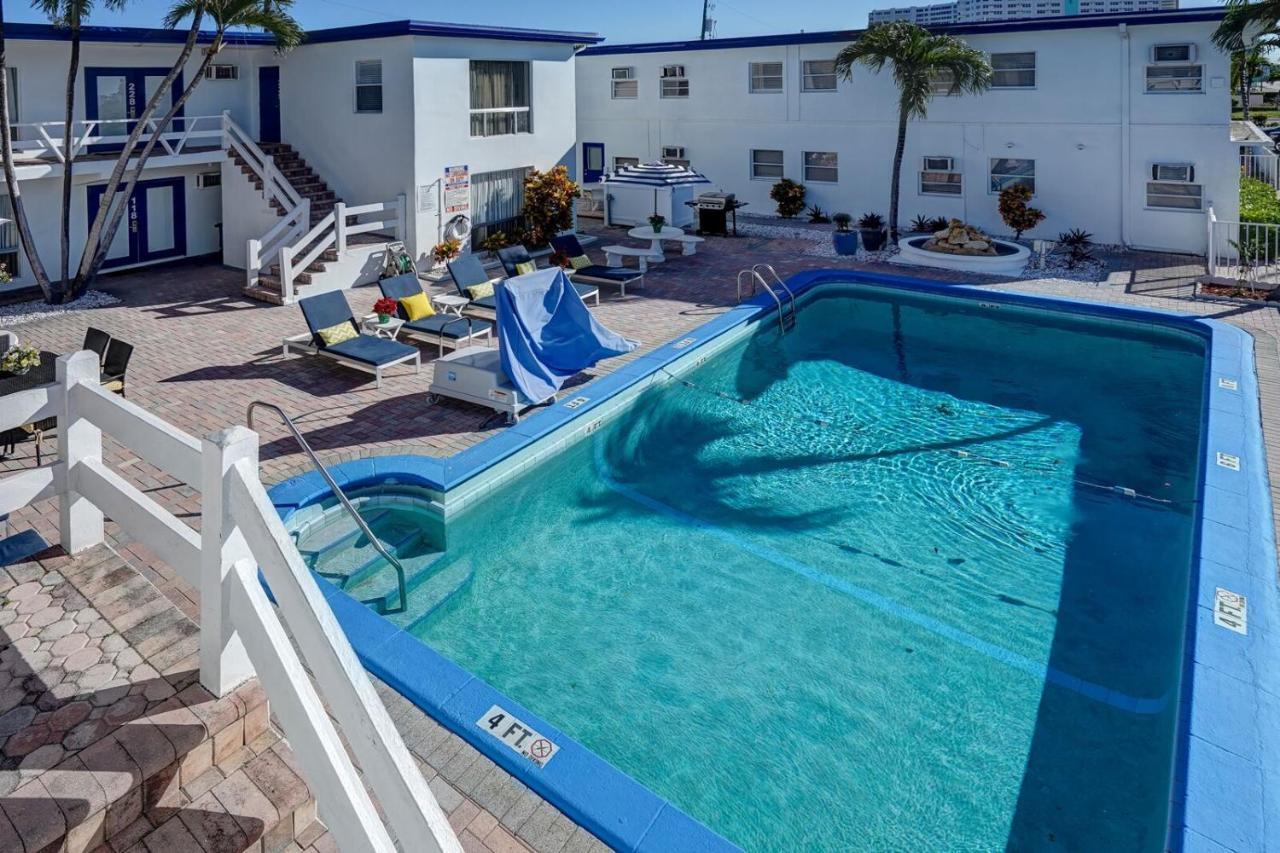 Blue Strawberry By The Sea Hotell Lauderdale-by-the-Sea Eksteriør bilde