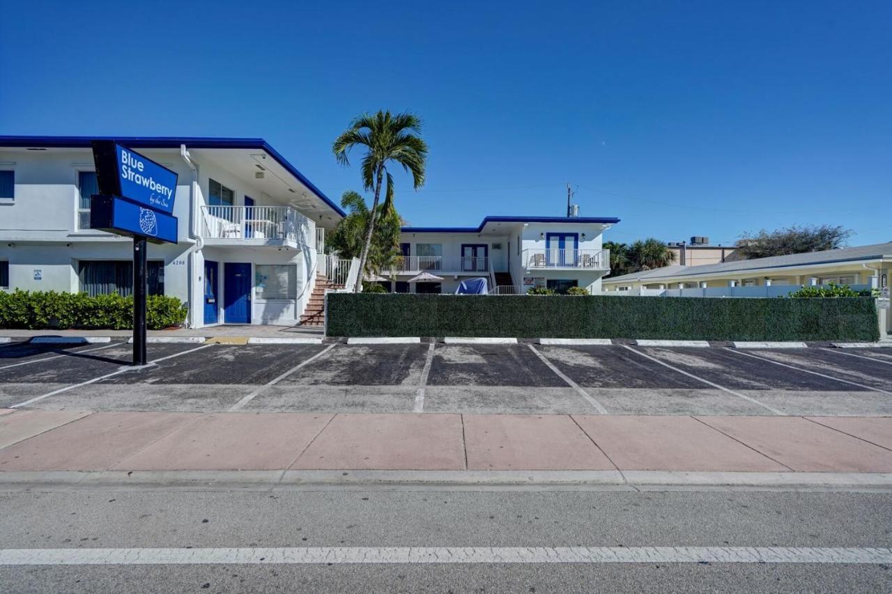 Blue Strawberry By The Sea Hotell Lauderdale-by-the-Sea Eksteriør bilde